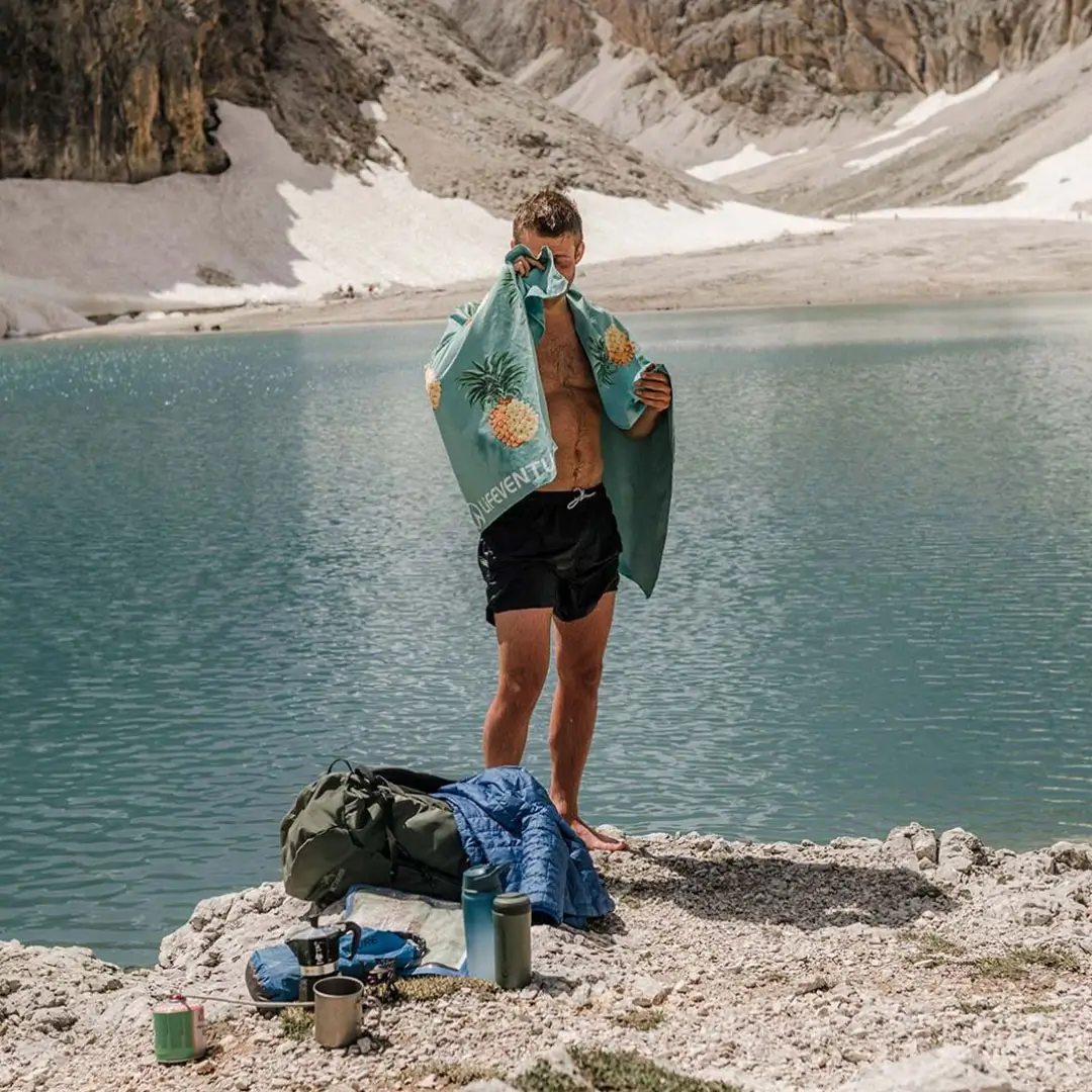 Lifeventure Soft Fibre Printed Travel Towels - Image 6