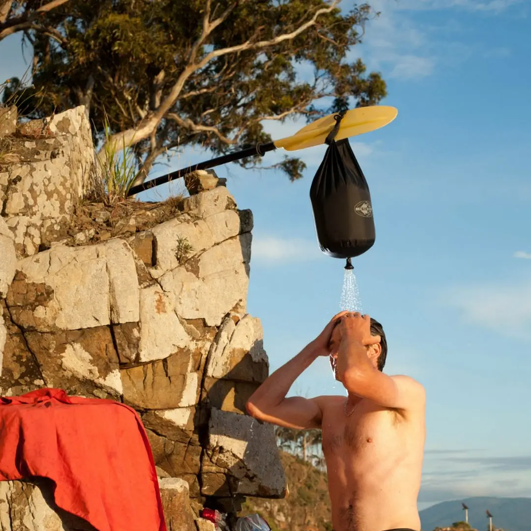 Sea To Summit Collapsible Pocket Shower - Image 3